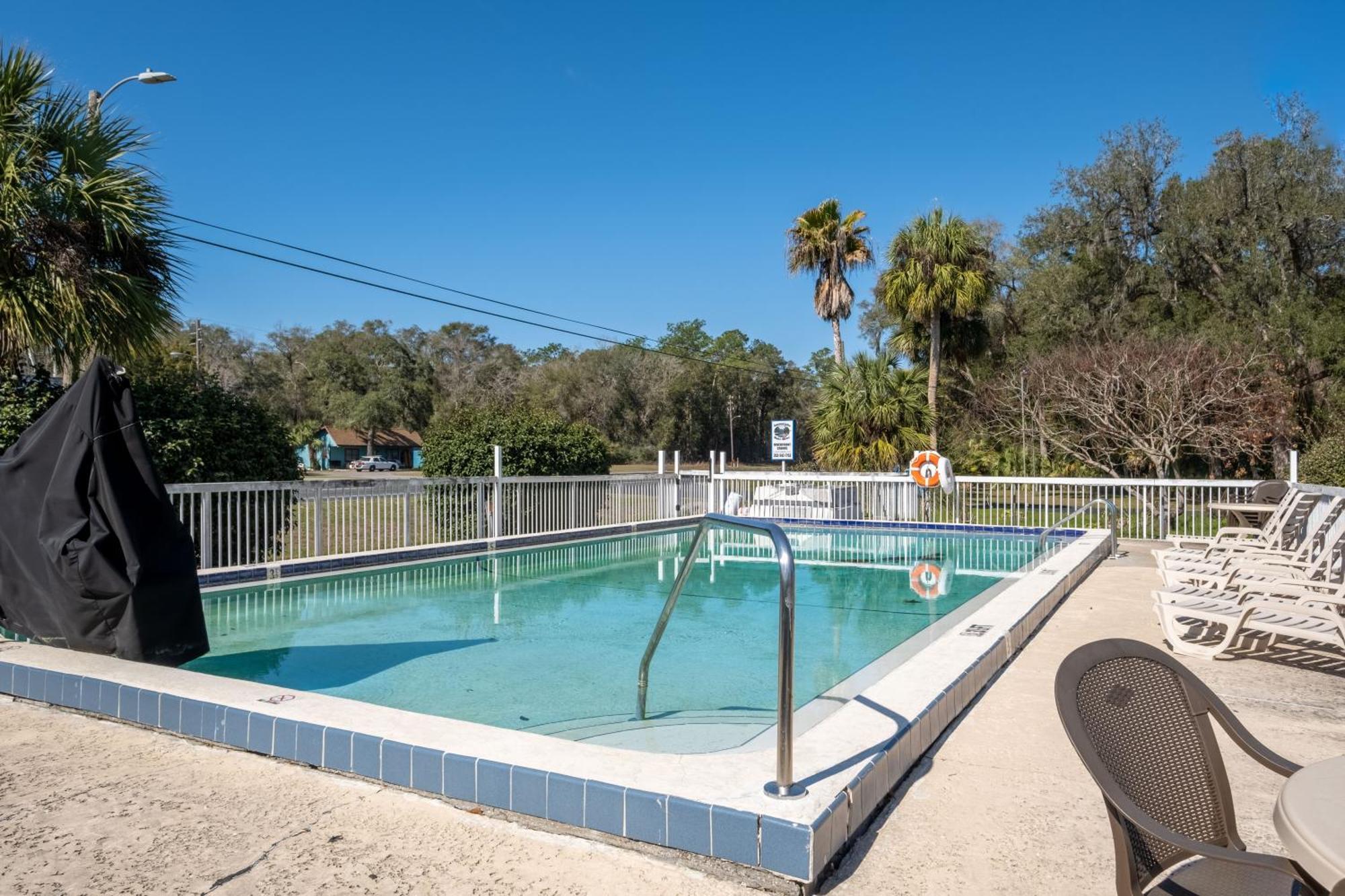 Suwannee Gables Old Town Exterior foto