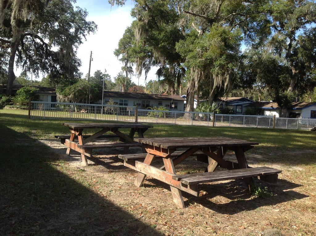 Suwannee Gables Old Town Exterior foto