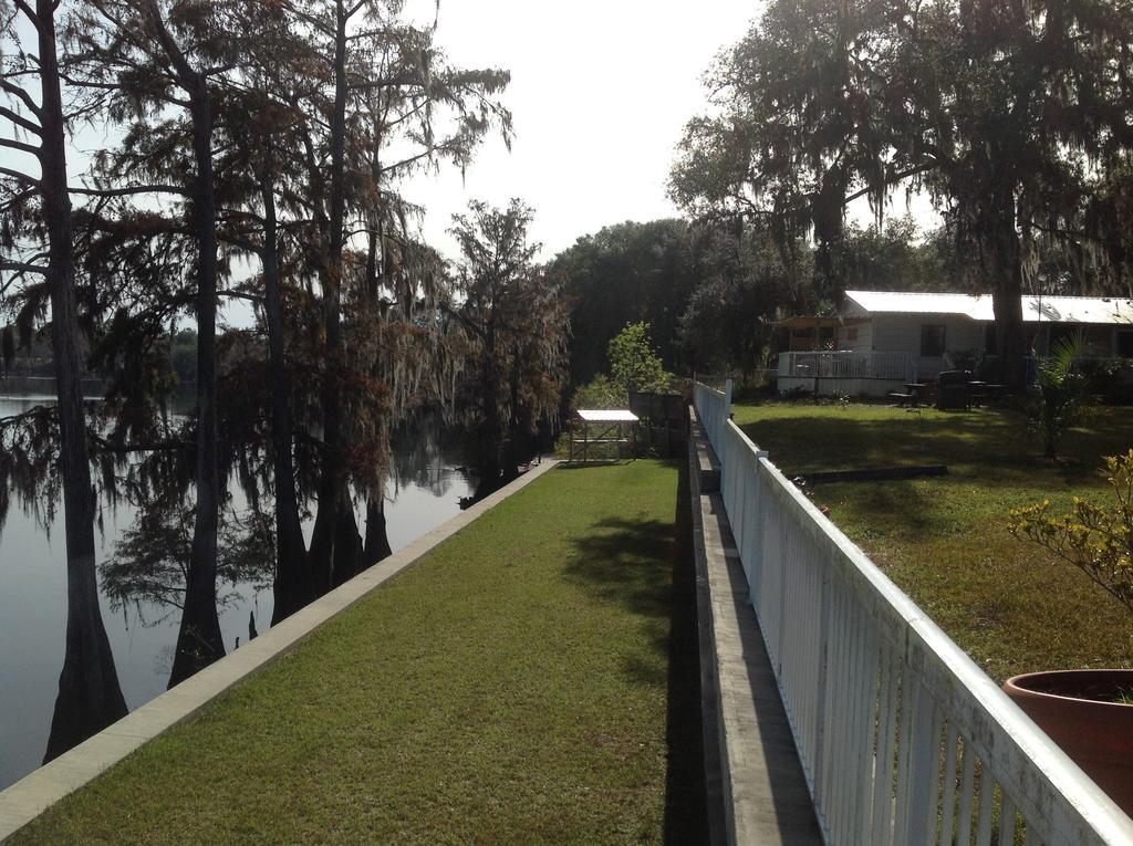 Suwannee Gables Old Town Exterior foto